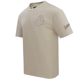 MLB BALTIMORE ORIOLES NEUTRAL MEN'S DROP SHOULDER TOP (TAUPE)